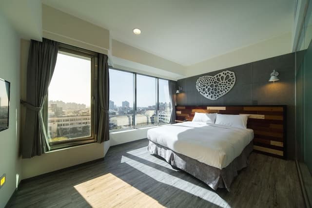 Standard Double Room, City View