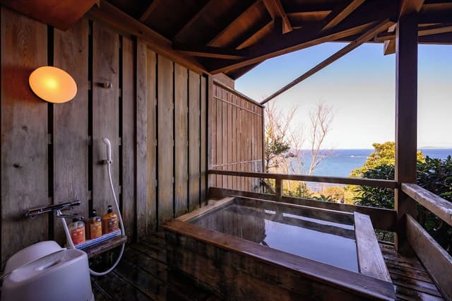 Suite room with private bath (37.2sqm), Non Smoking