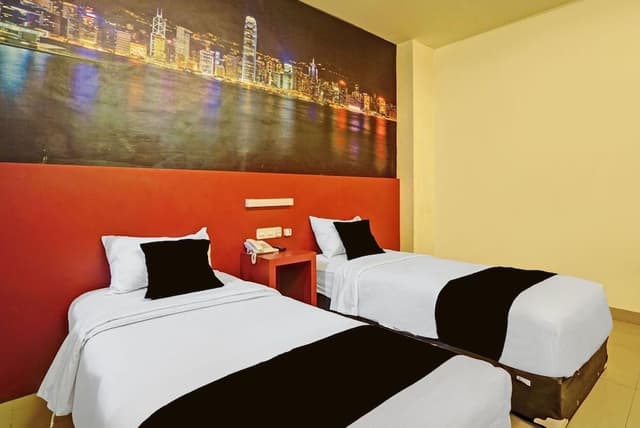 Standard Twin Room