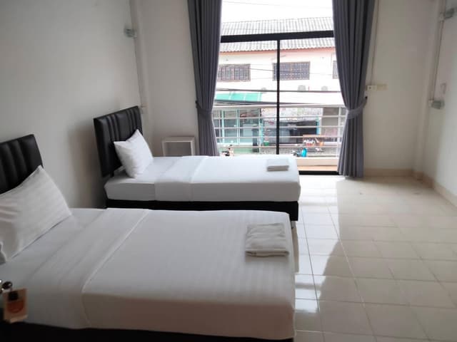 Twin Room with Shared Bathroom