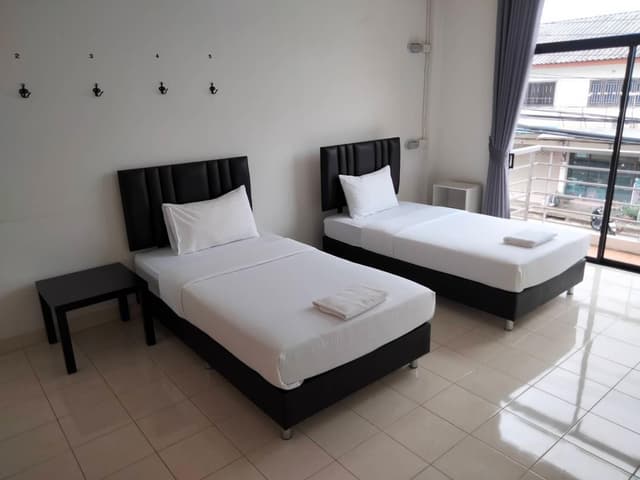 Twin Room with Shared Bathroom