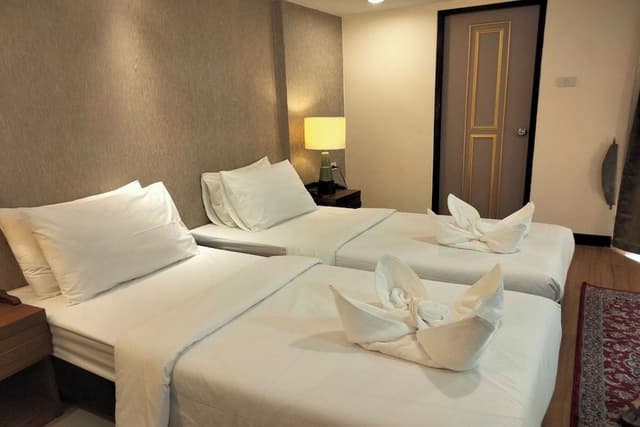 Deluxe Twin Room
