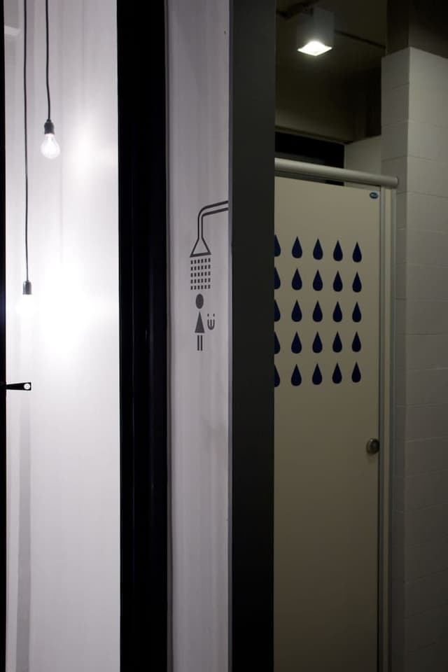 Female Dormitory (Share Bathroom)