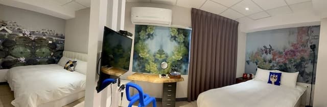 Family Twin Room