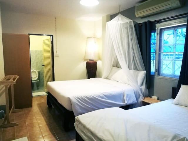 Private House (villa)