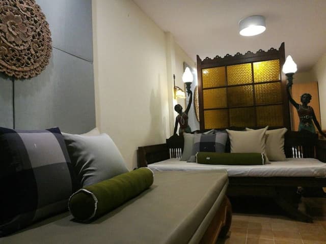 Private House (villa)