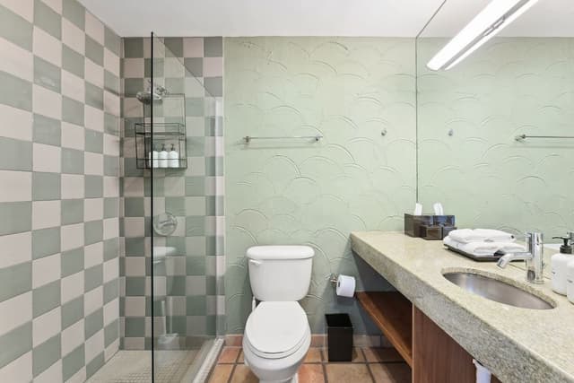 Double Queen Suite (Self Check-in)