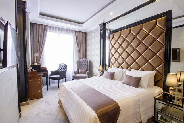 Executive Room