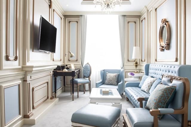 Suite Room