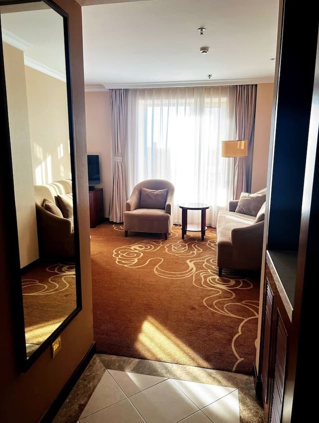 Deluxe Suite