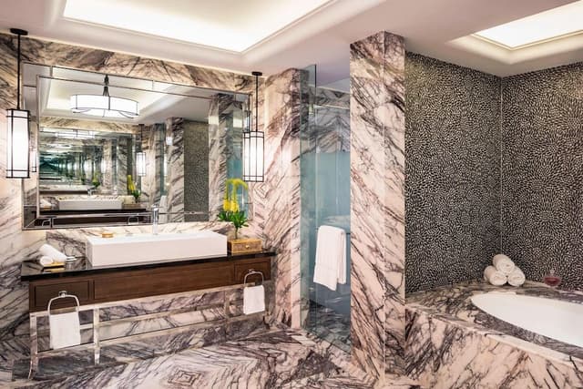 Suite, 1 King Bed, Sea View