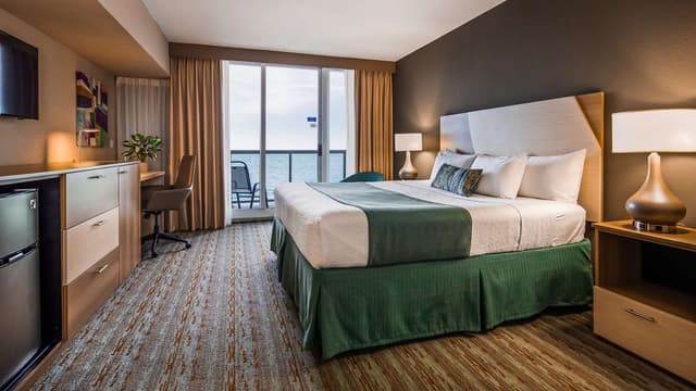 1 King Bed, Non-Smoking, Ocean Front, Balcony, Flat Screen Television, High Speed Internet Access, Hairdryer