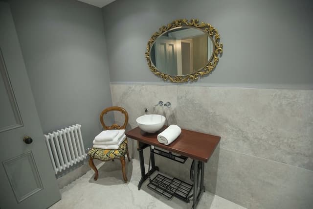 One Bedroom Luxury Apartment - Hannigans (Adjacent to hotel less than 15 metres)