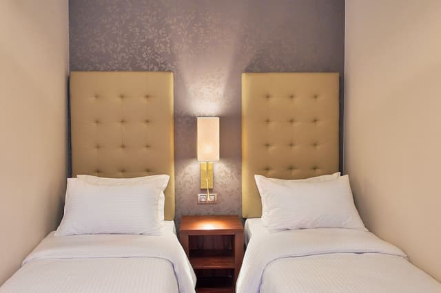 Suite (Ambassadeur)