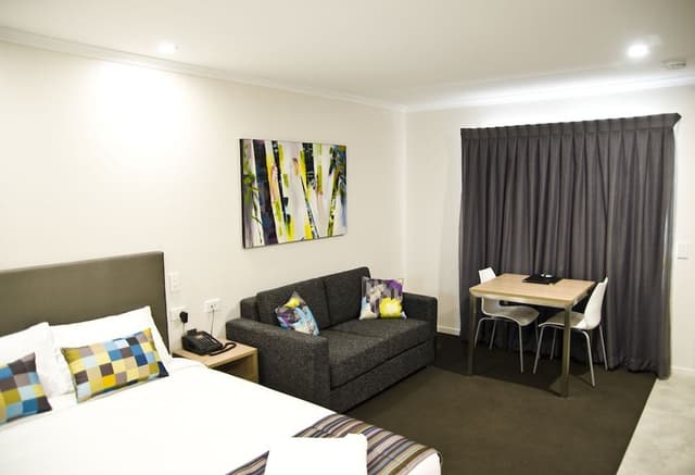 Queen Room (1 Nt+)