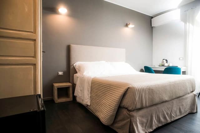 Executive Double Room, 1 Queen Bed, Terrace, City View