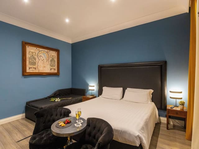 Deluxe Double Room, City View