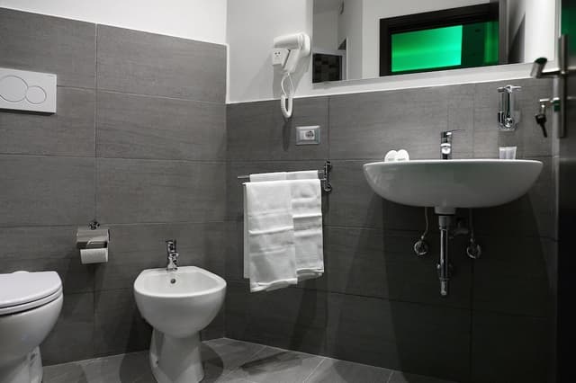 Junior Suite, 1 Double Bed, Ensuite, Courtyard View