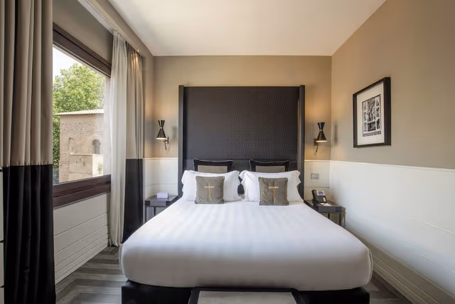 Premier Room