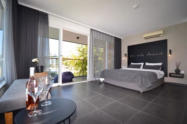 King Suite with Sea View
