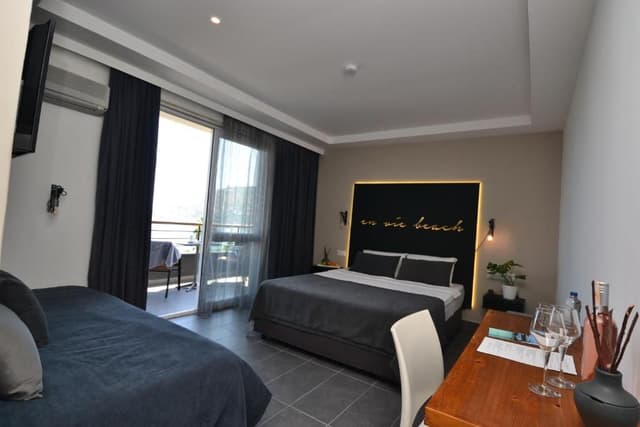King Room with Sea View - Annex Building