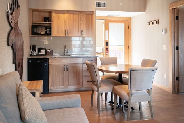 Rooftop 1 Bedroom Suite