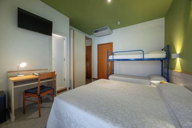 Comfort Quadruple Room, Balcony