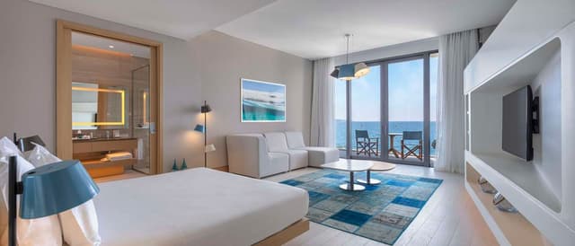 KING JUNIOR SUITE WITH BALCONY AND SEA VIEW