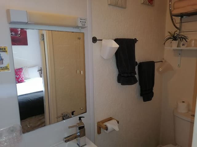 Twin Room, Ensuite