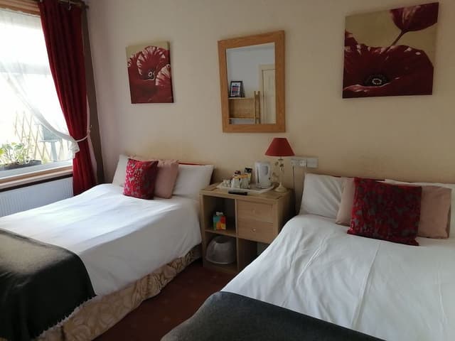 Twin Room, Ensuite