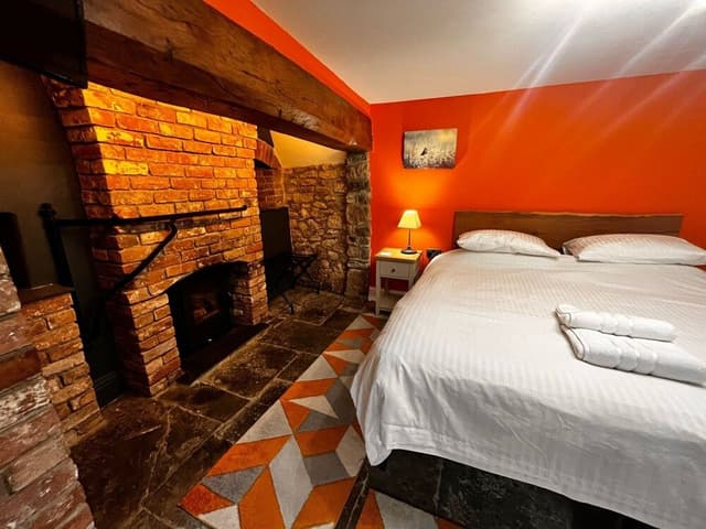Double Room, Ensuite (Copper Room)