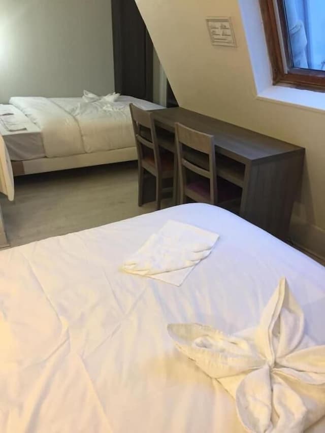 Comfort Quadruple Room