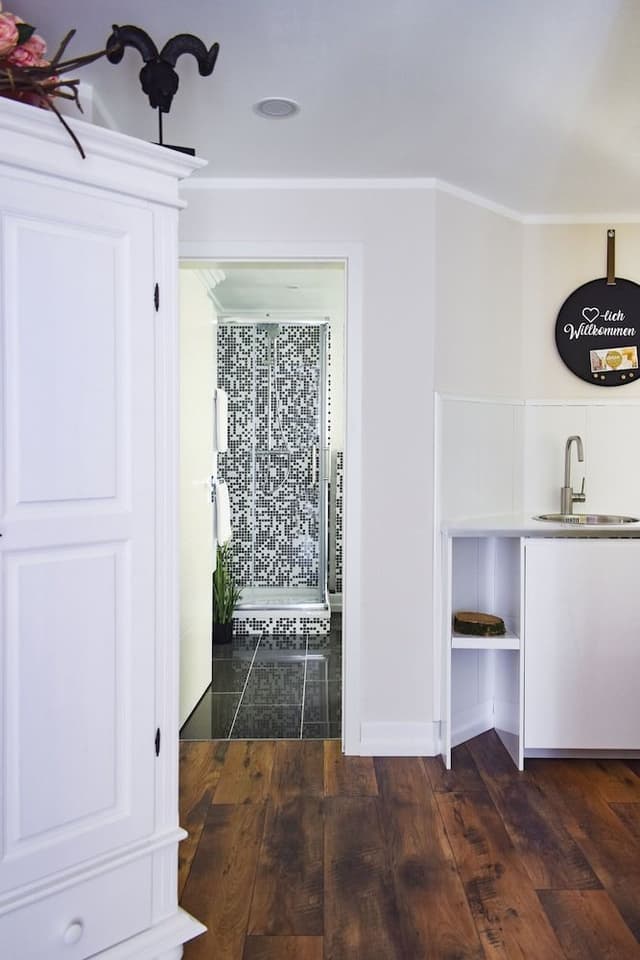 Chalet Suite, Balcony with garden view
