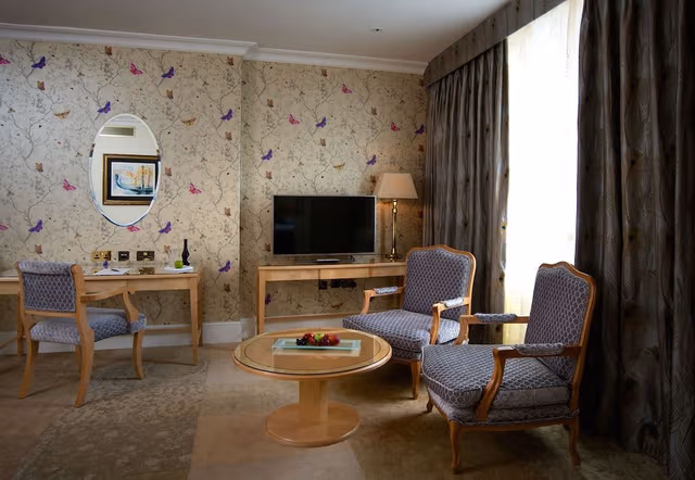 Deluxe Suite