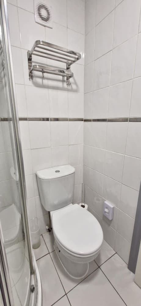 Double Room (Room 10)