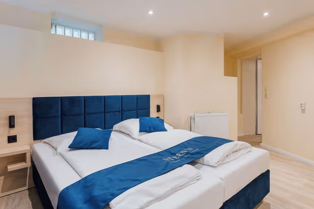 Economy Quadruple Room Shared bathroom