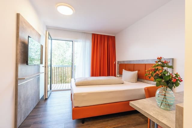 Superior Doppelzimmer mit Kingsize Bett, Seeblick