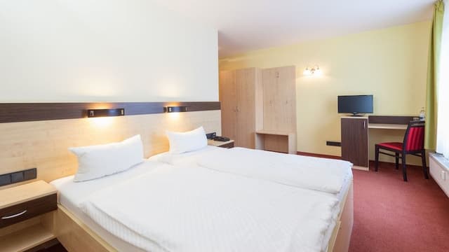 Double Room, Accessible