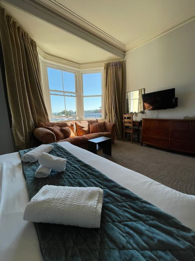 Deluxe Suite, Ensuite, Sea View