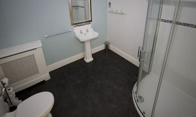 Deluxe Suite, Ensuite, Partial Sea View