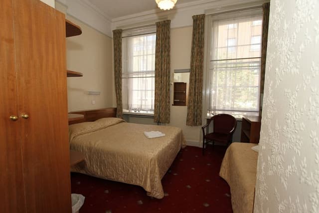 Triple Room, Ensuite