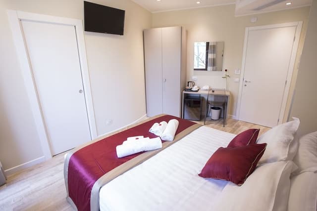 Deluxe Double Room, 1 Queen Bed, Balcony