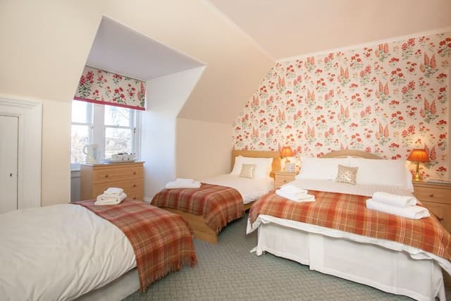 Family Room, Ensuite