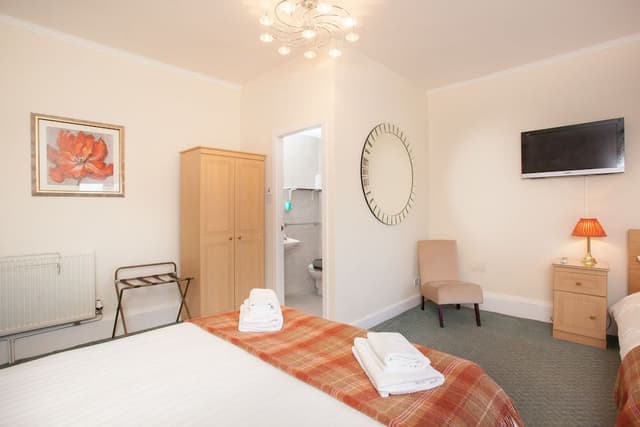 Family Room, Ensuite