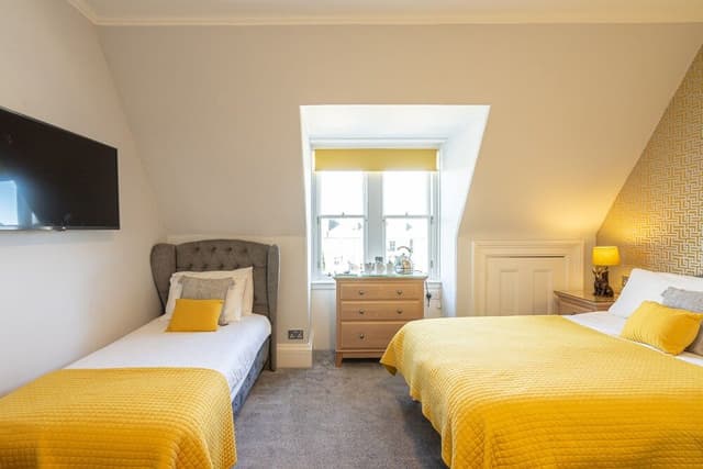 Triple Room, Ensuite