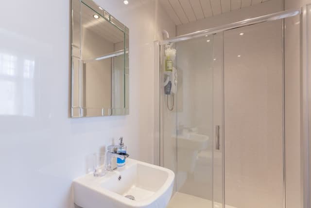 Double Room, Ensuite, Ground Floor