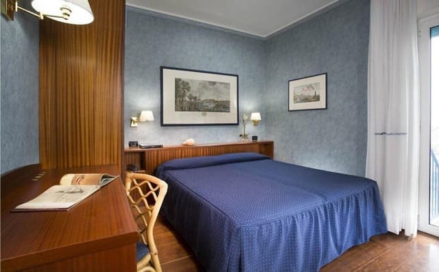 Superior Double or Twin Room, Sea View