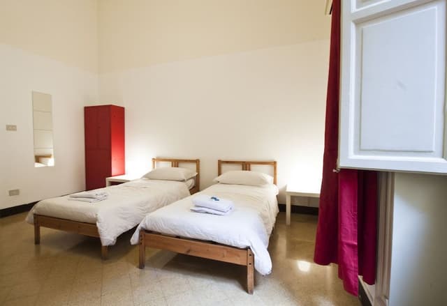 Comfort Shared Dormitory, Women only, Shared Bathroom
