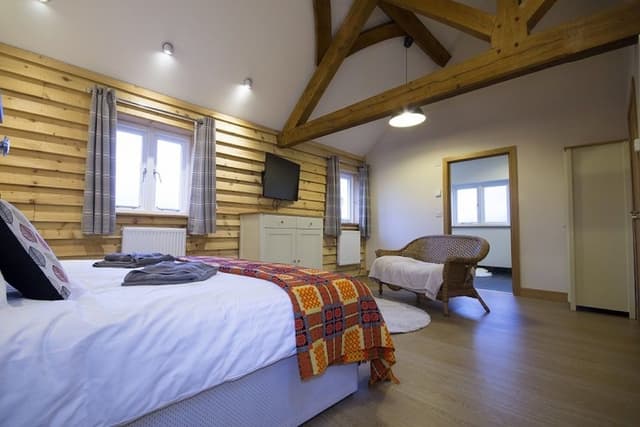House, 4 Bedrooms, Mountain View