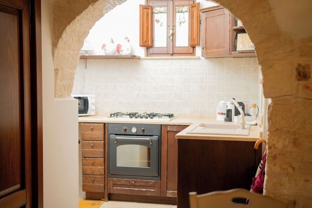 Traditional House, Multiple Bedrooms, Annex Building